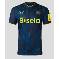 Camisa de Futebol Newcastle United Alexander Isak #14 Equipamento Alternativo 2023-24 Manga Curta
